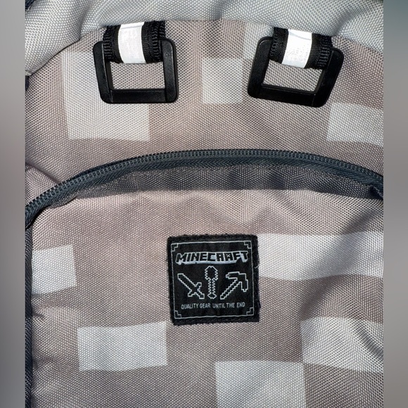 Gray Minecraft Backpack - Picture 6 of 15